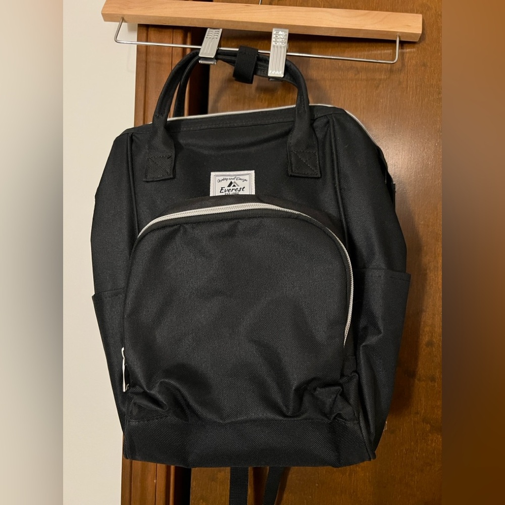 Everest Black Backpack